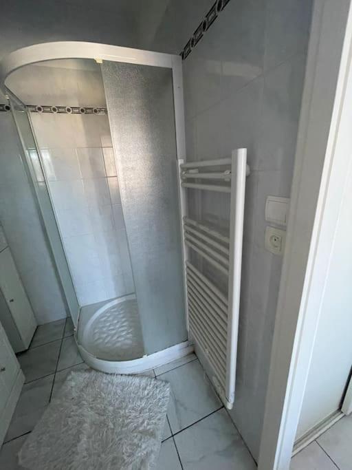 7Mn From The Center/ Pool/Parking Apartment Cannes Bagian luar foto